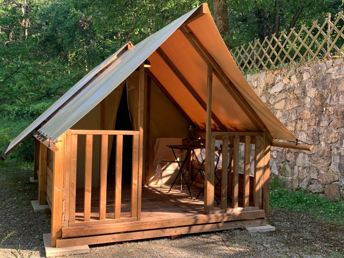 Camping Calme Et Nature Iserand Vion  Kültér fotó